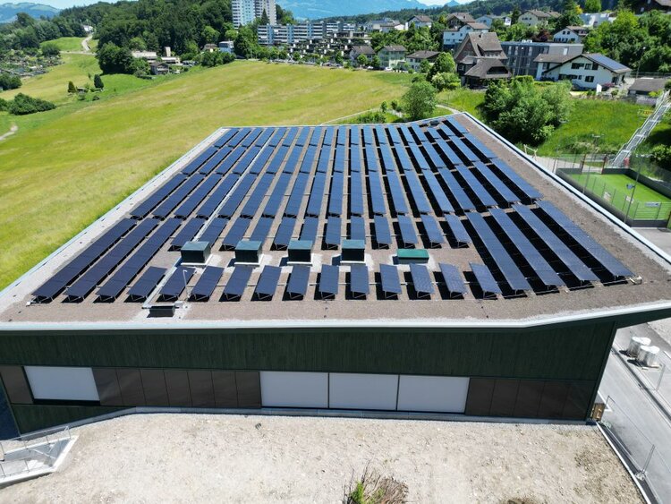 667 kWp Photovoltaikanlagen Schulhaus Littau