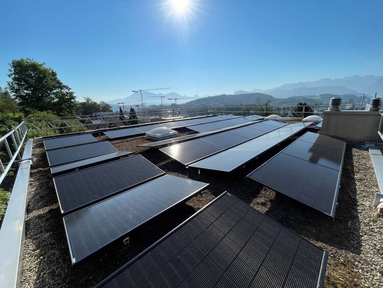 Nachhaltiges Energiepaket mit Photovoltaik, Speicher und Wärmepumpe