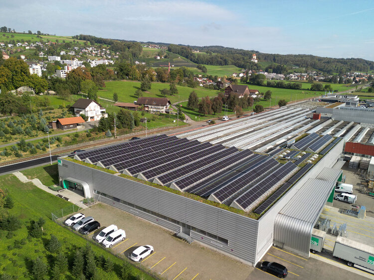 Seven-Air setzt auf Solarstrom